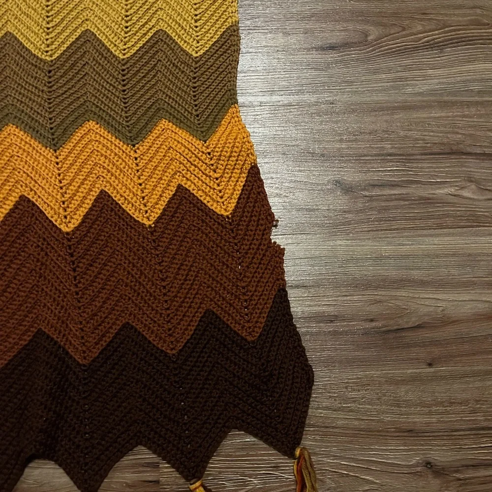 Handmade Crocheted Chevron Afghan Autumn Fall Briwn Orange Green Yellow 60” x 48
